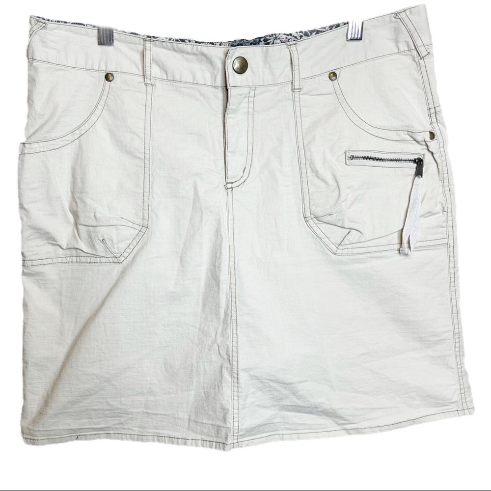 Athleta Beige Hiking Outdoors Cargo Skort Size 12